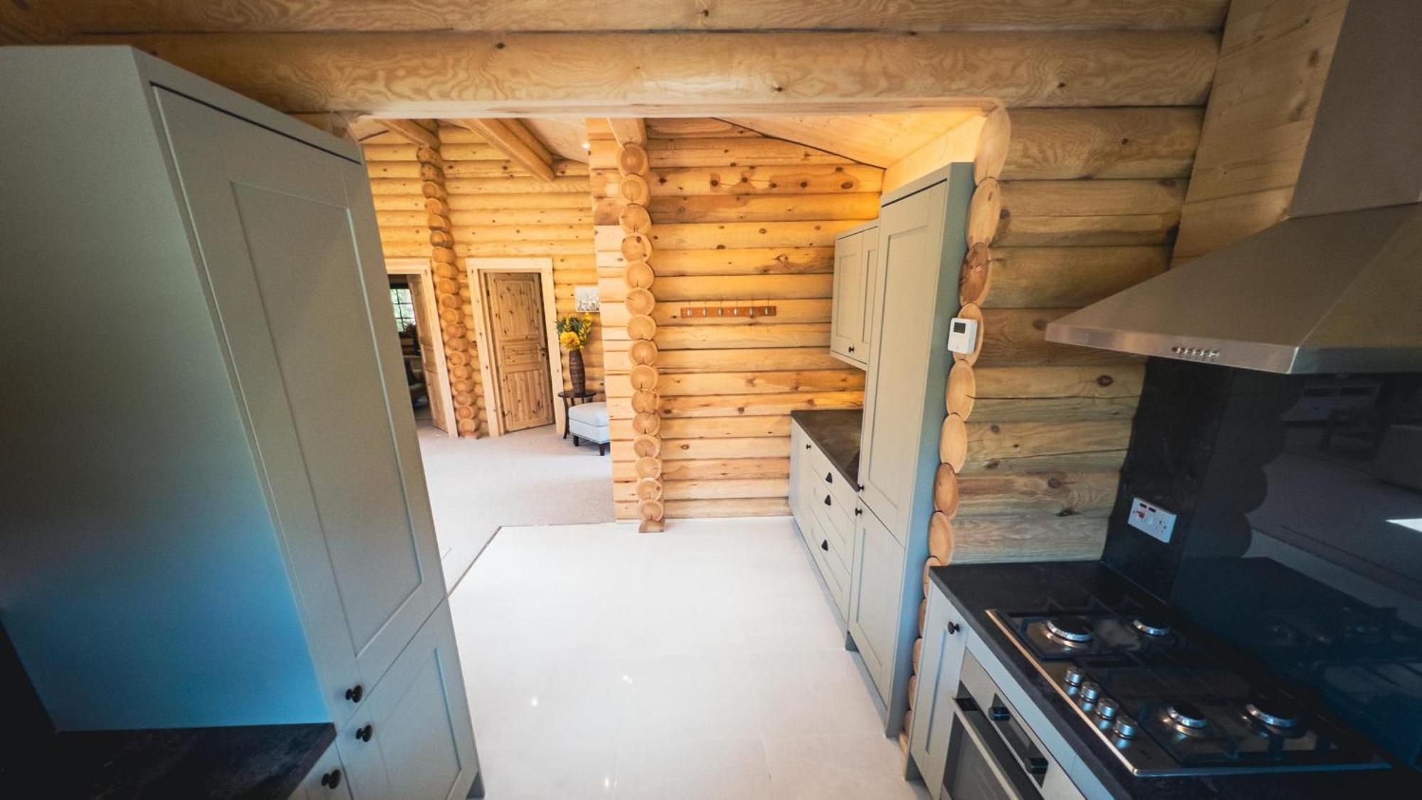 Aspen Lodge, Amazing New Log Cabin With Hot Tub - Sleeps 6 - Felmoor Park Morpeth Habitación foto
